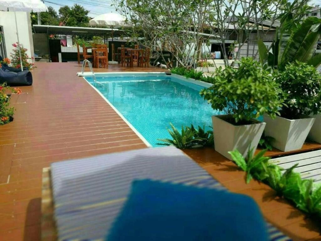 Thousand-Ten Thousand Hotel Bangkok Zewnętrze zdjęcie