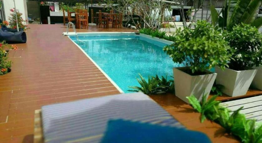 Thousand-Ten Thousand Hotel Bangkok Zewnętrze zdjęcie