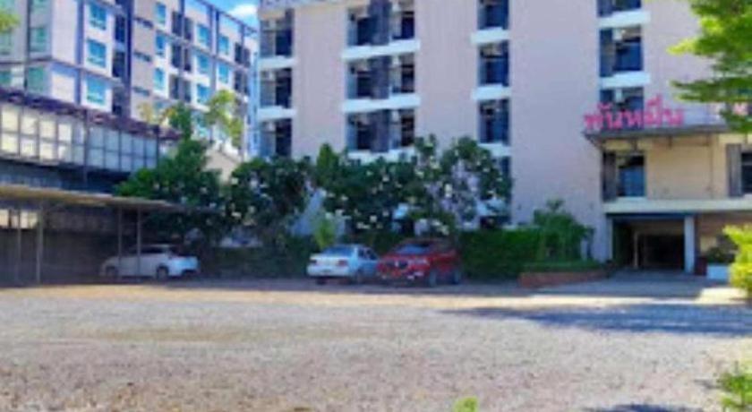 Thousand-Ten Thousand Hotel Bangkok Zewnętrze zdjęcie